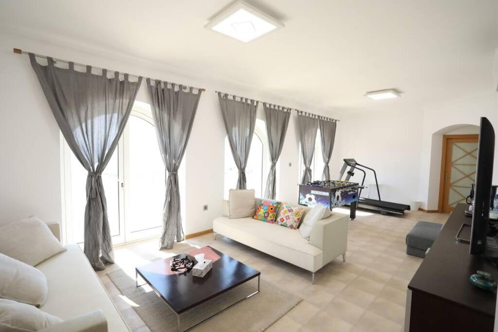 Villa Sea Breeze Sweimeh 외부 사진